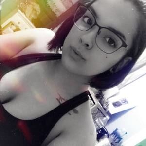 Meet your Posher, Nayeli